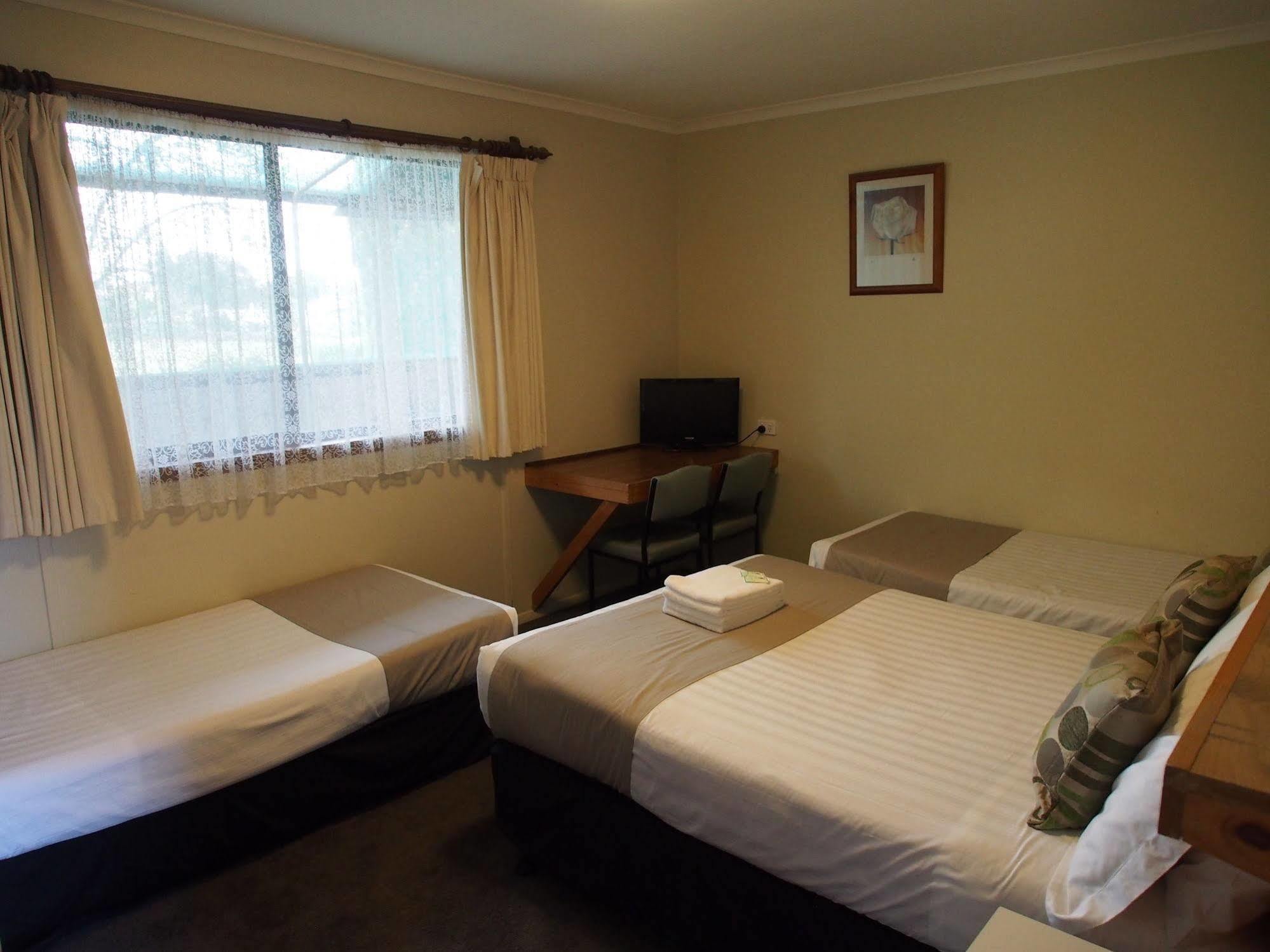 Majestic Motel Horsham Kültér fotó